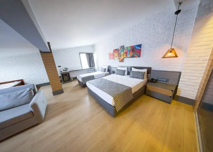 Laren Family & - Boutique Class Hotel 3*