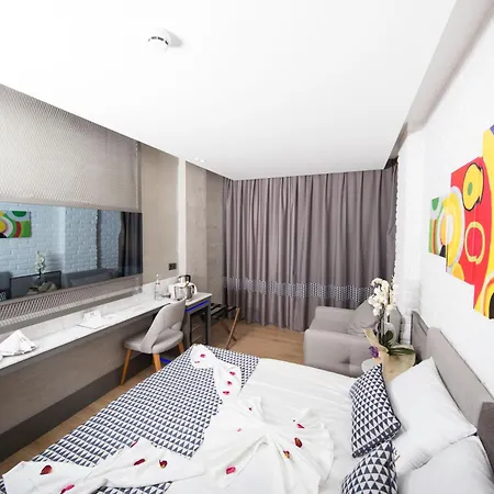 Отель Laren Family & - Boutique Class