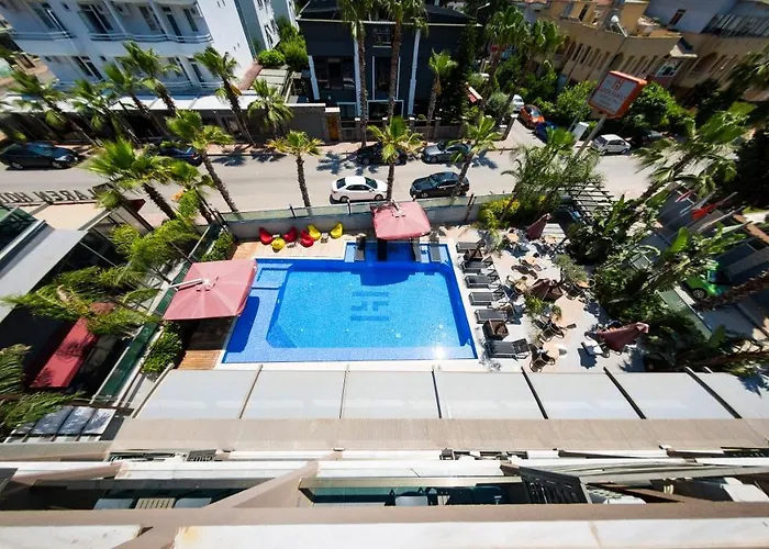 Hotel Laren Family & - Boutique Class