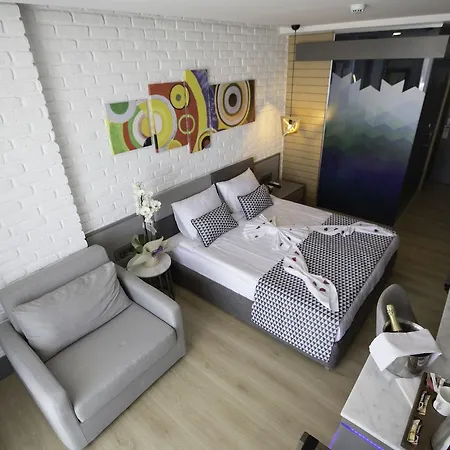 Laren Family & - Boutique Class Hotel 5*
