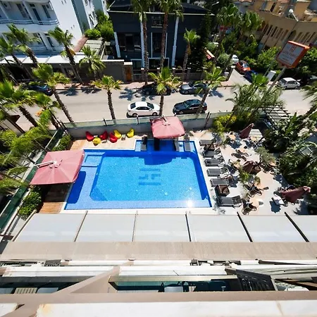 Hotel Laren Family & - Boutique Class