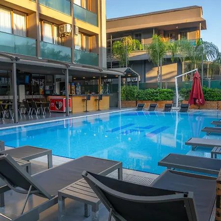 Hotel Laren Family & - Boutique Class